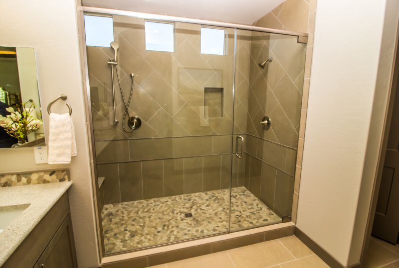 Minimalist Shower Designs